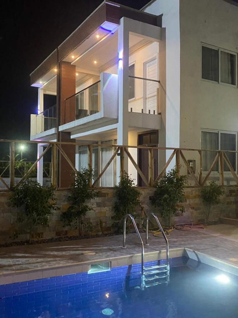 Ocean Green Beach Resort Prampram Exterior photo